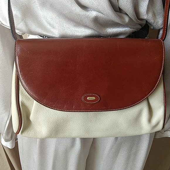 *Vintage* Bally purse - Picture 2 of 4